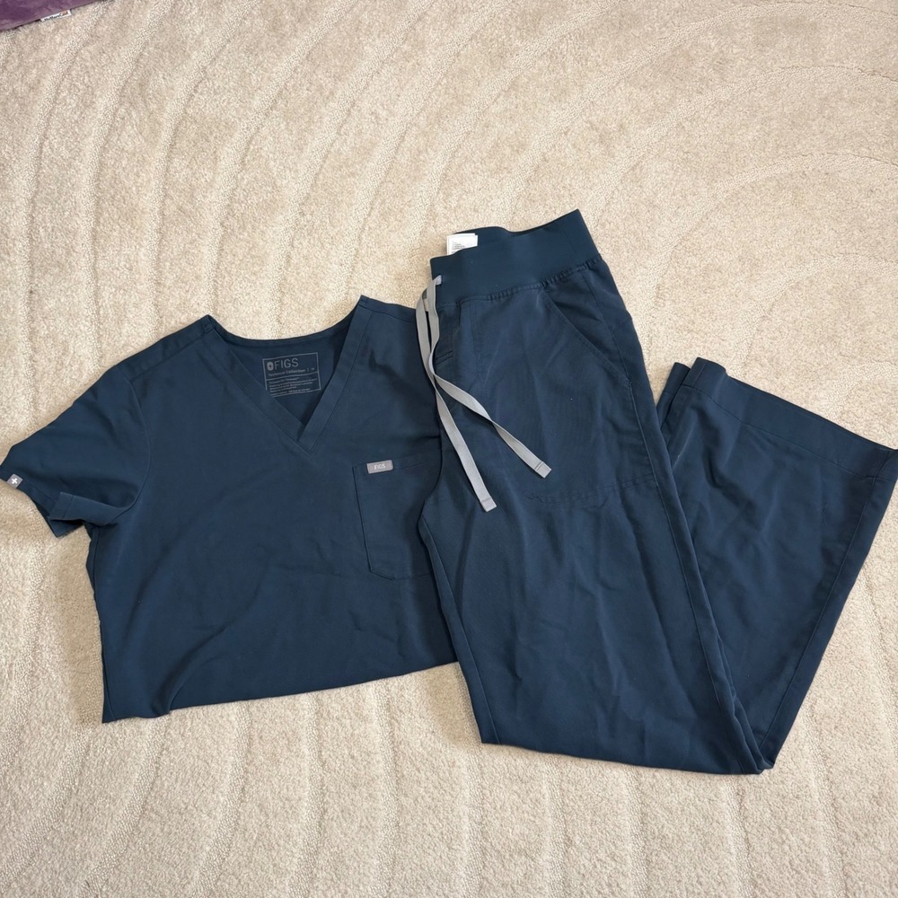 Figs Scrub Set Teal blue PO8986 medium top and bottom Women's